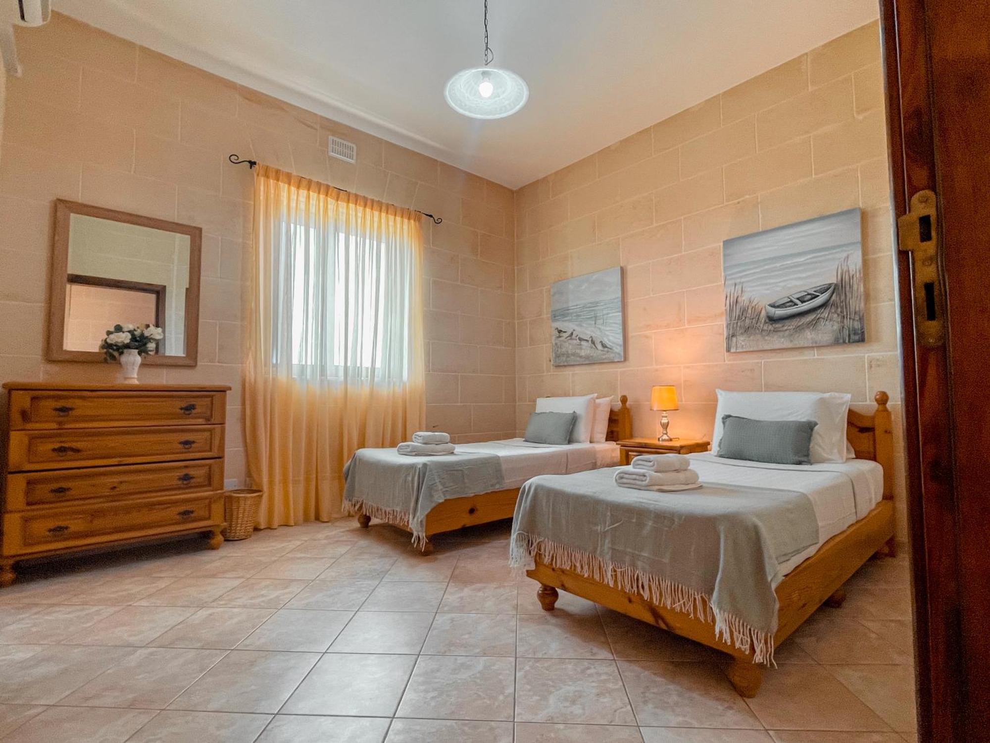 Villa Fieldend - Gozo Holiday Home 가르브 외부 사진