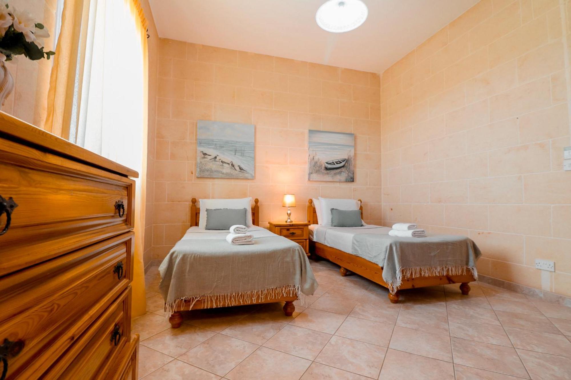 Villa Fieldend - Gozo Holiday Home 가르브 외부 사진